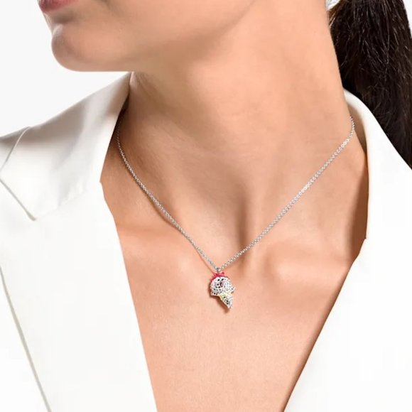 Line Friends Cony Necklace - Picture 2 of 5